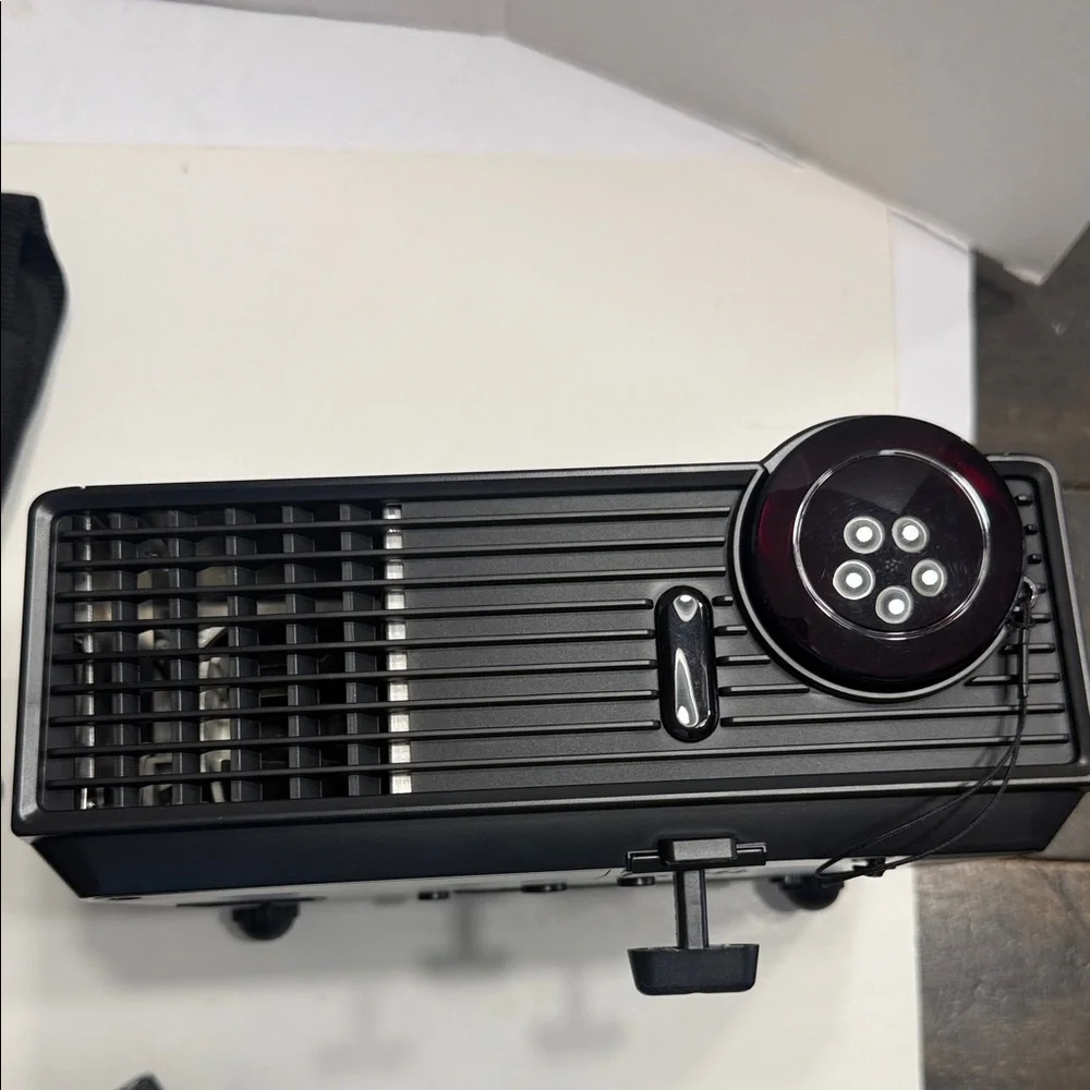 OPTOMA EP716 DLP PORTABLE PROJECTOR